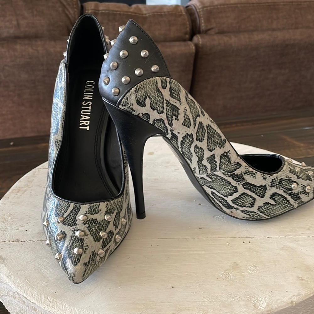 Colin Stuart Heels size 7.5